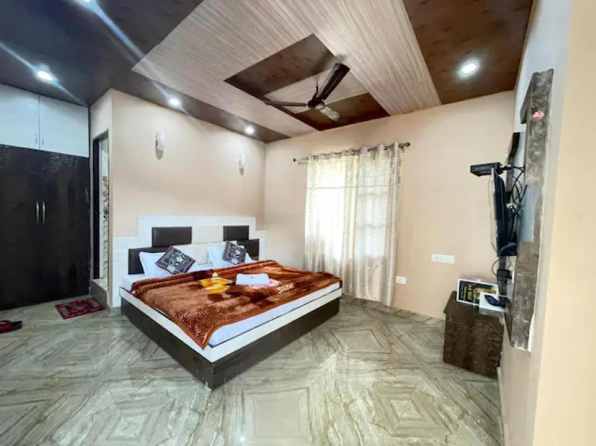 Oak Wood Homestay Banikhet Dalhousie Exterior foto